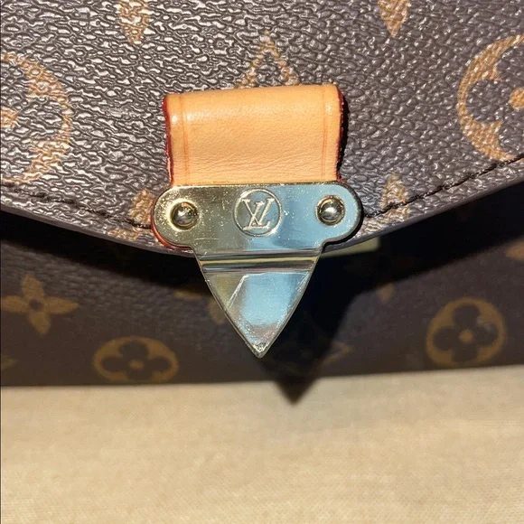 Crossbody lv prestine Meste - Picture 4 of 12